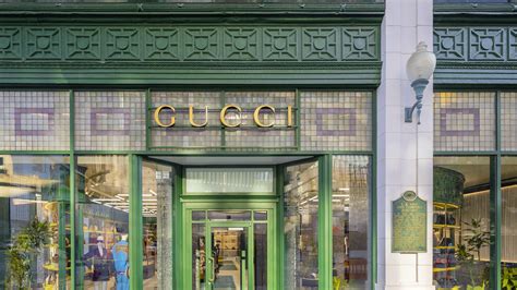 gucci shop and bar